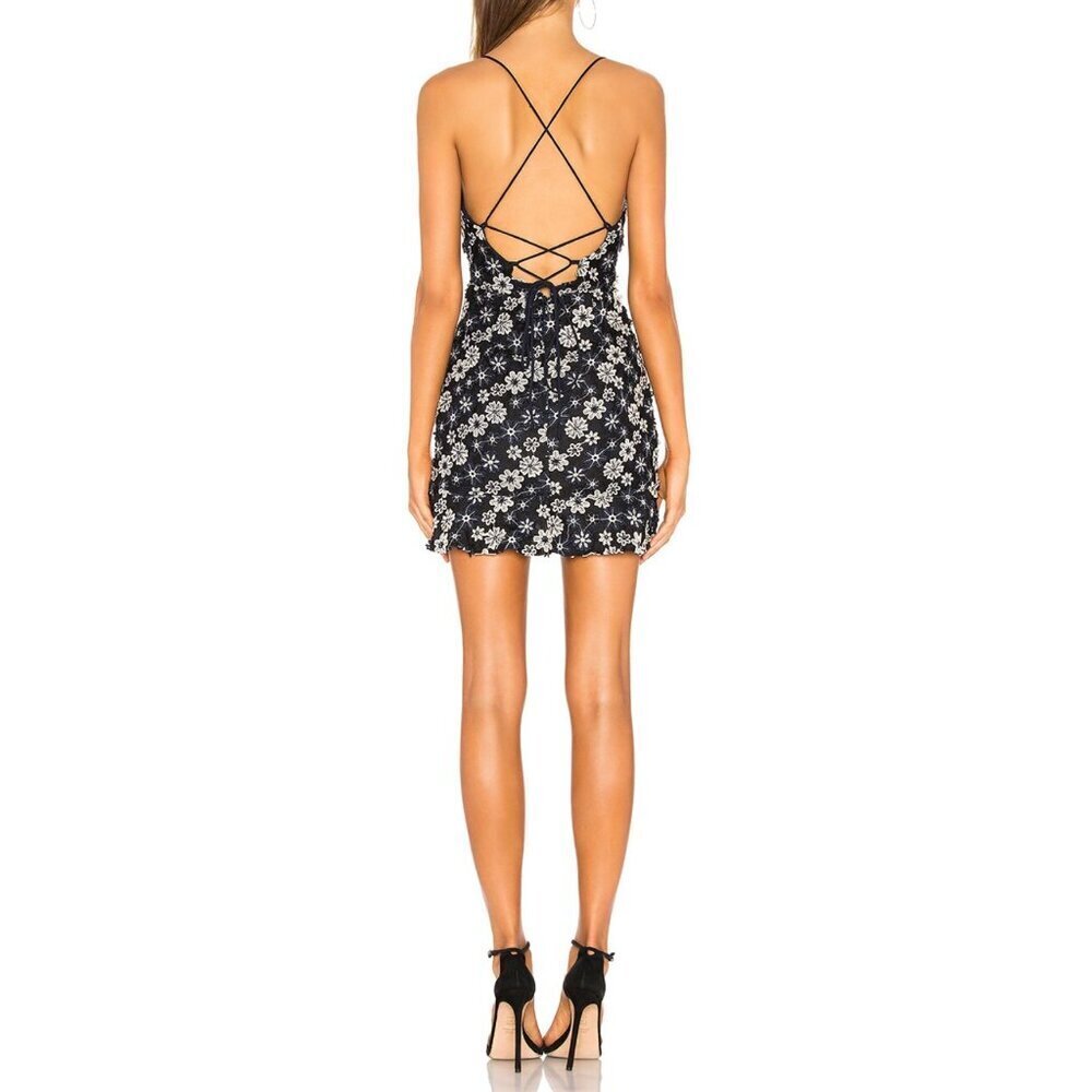 NWT NBD Marilyn Embroidered Floral Lace Mini Dress in White Noise Sz. S - Picture 4 of 5